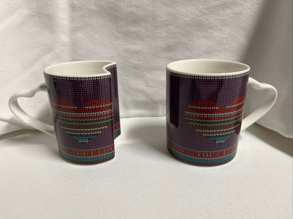 Set of 2 Interlocking Heart Interlocking Coffee Mugs